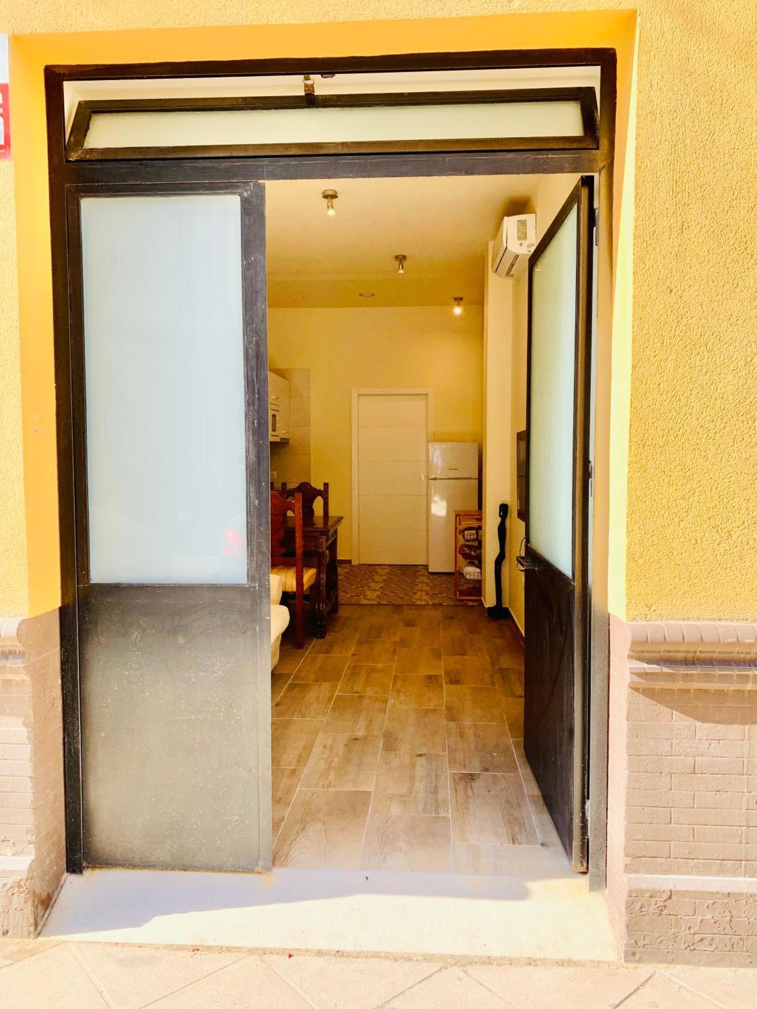 Un Espacio Diferente En Triana. Apartamento *